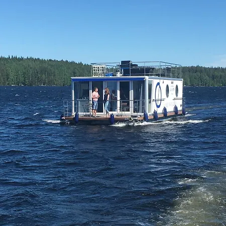 بوتيل Houseboat Aquavilla *